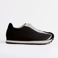 The Dual Stride Men‘s Black Urban Kinetic Runner