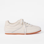 The Dual Stride Women‘s Minimalist Cream Leather Sneakers