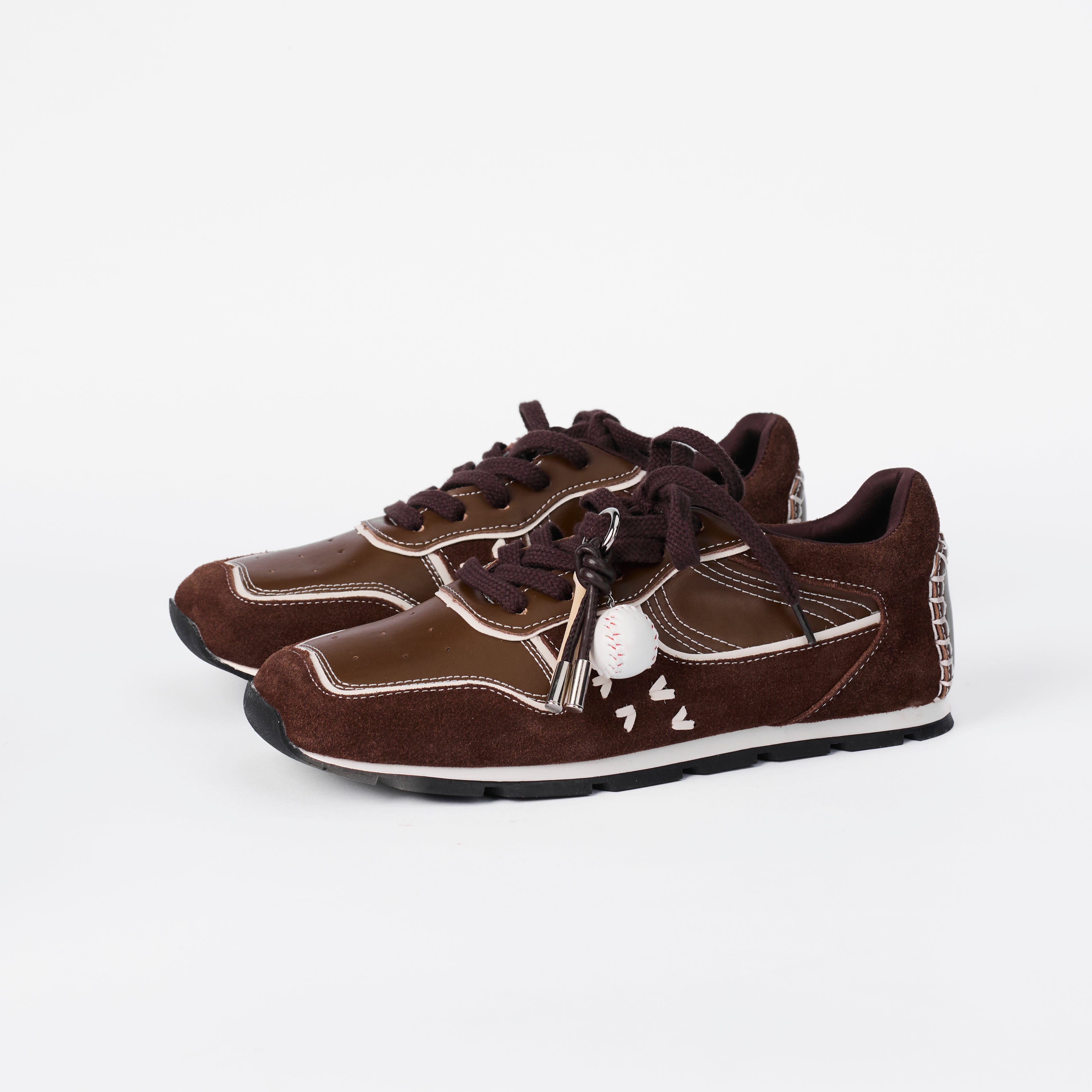 The Dual Stride Men‘s Retro Brown Suede Sneakers