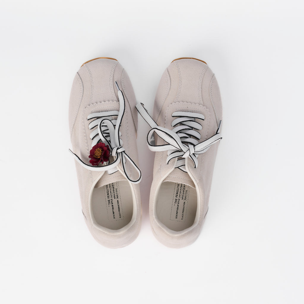 The Dual Stride Women's Light White Sneakers