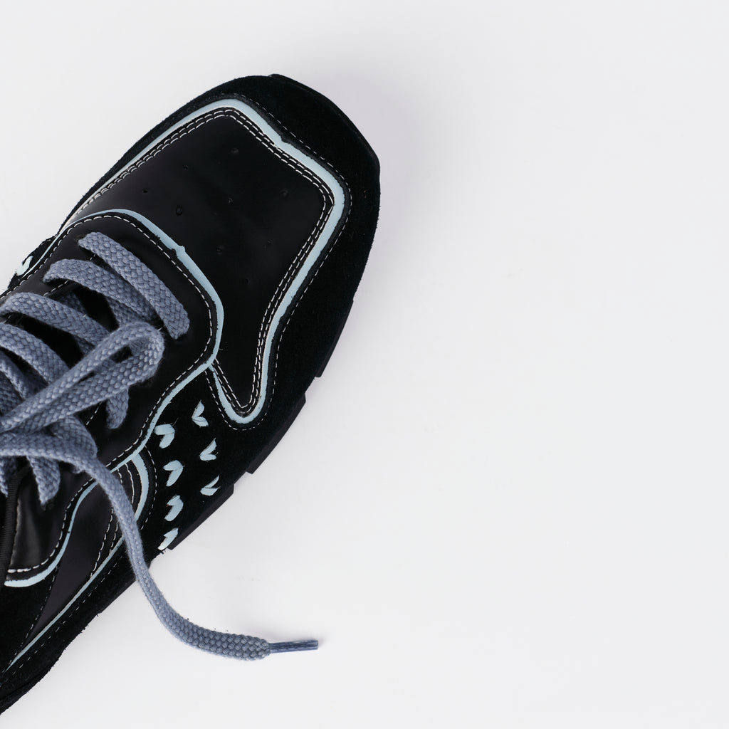 The Dual Stride Men‘s Retro Black Suede Sneakers