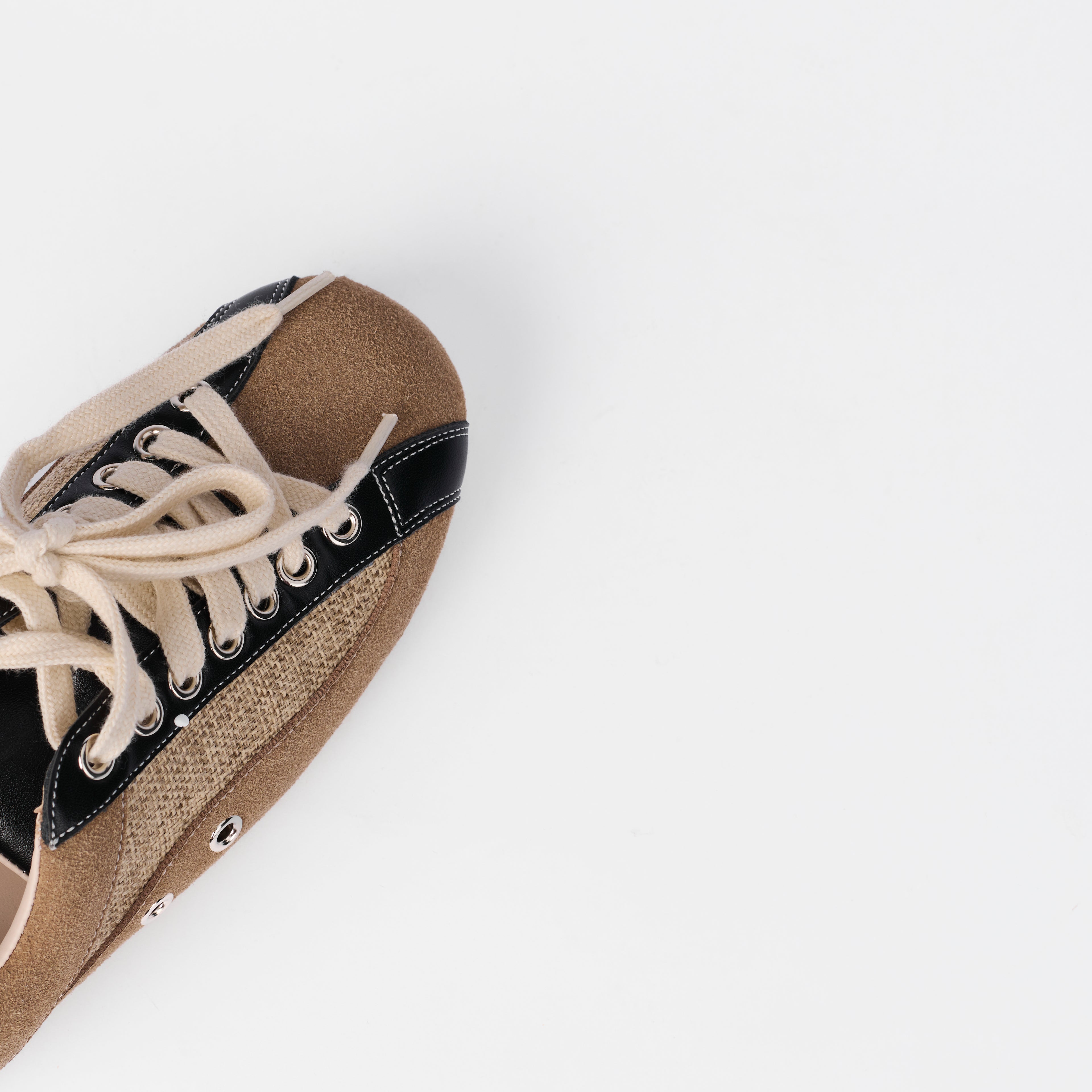 The Dual Stride Women‘s Retro Color-blocked Sneakers