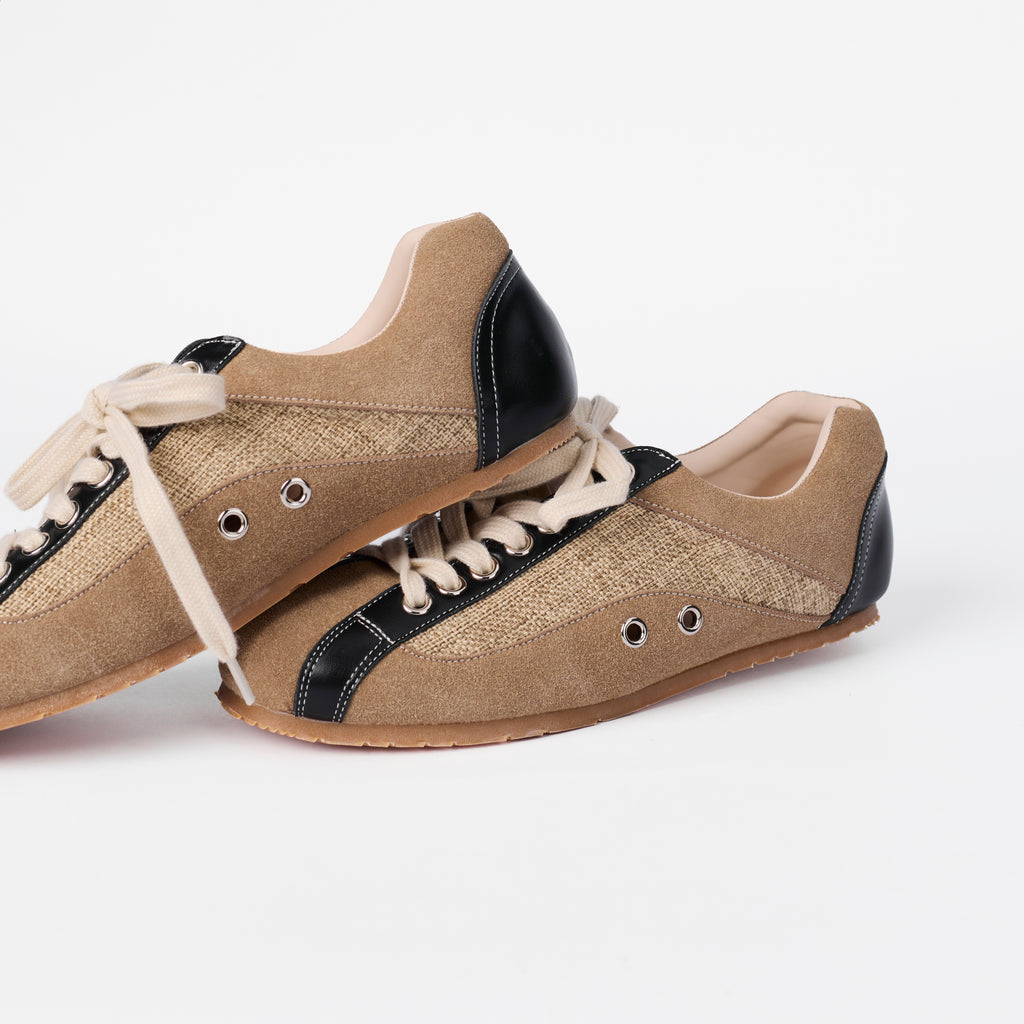 The Dual Stride Women‘s Retro Color-blocked Sneakers