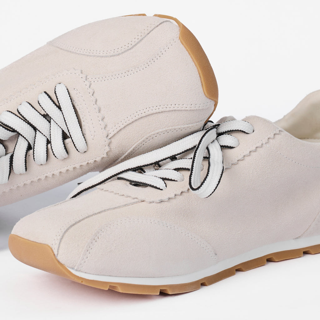 The Dual Stride Women's Light White Sneakers