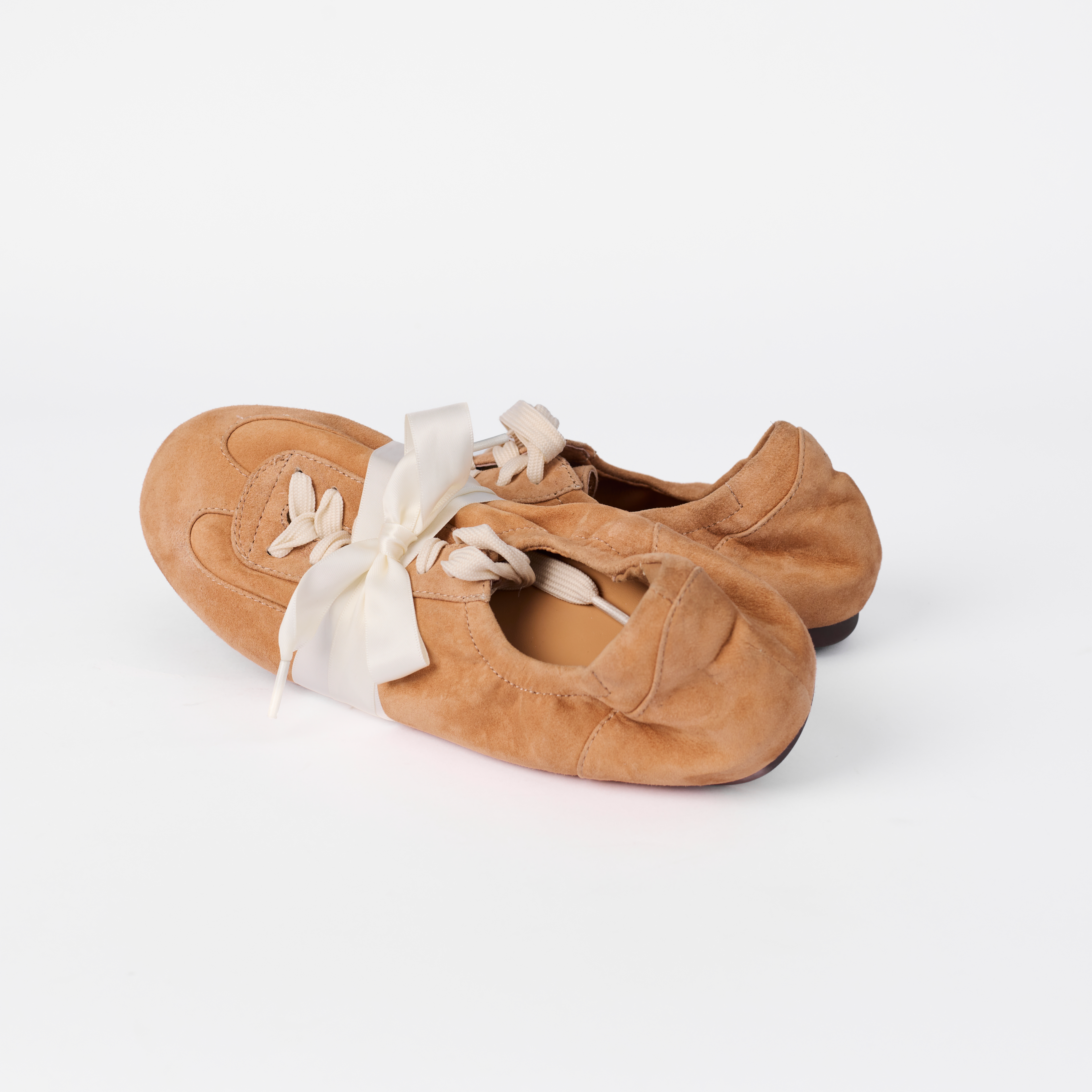 The Dual Stride Women‘s Brown Minimalist Suede Trainers