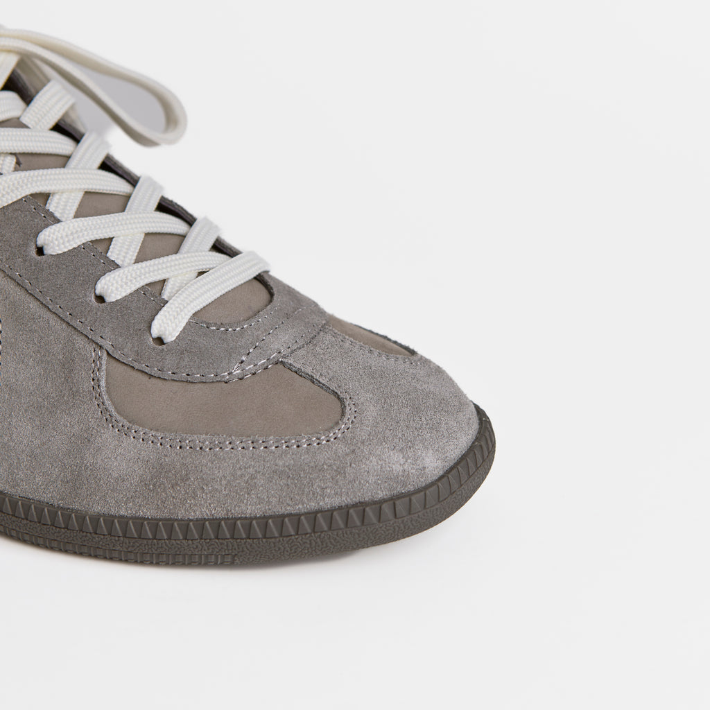 The Dual Stride Men's Classic Tonal Grey Suede Trainer