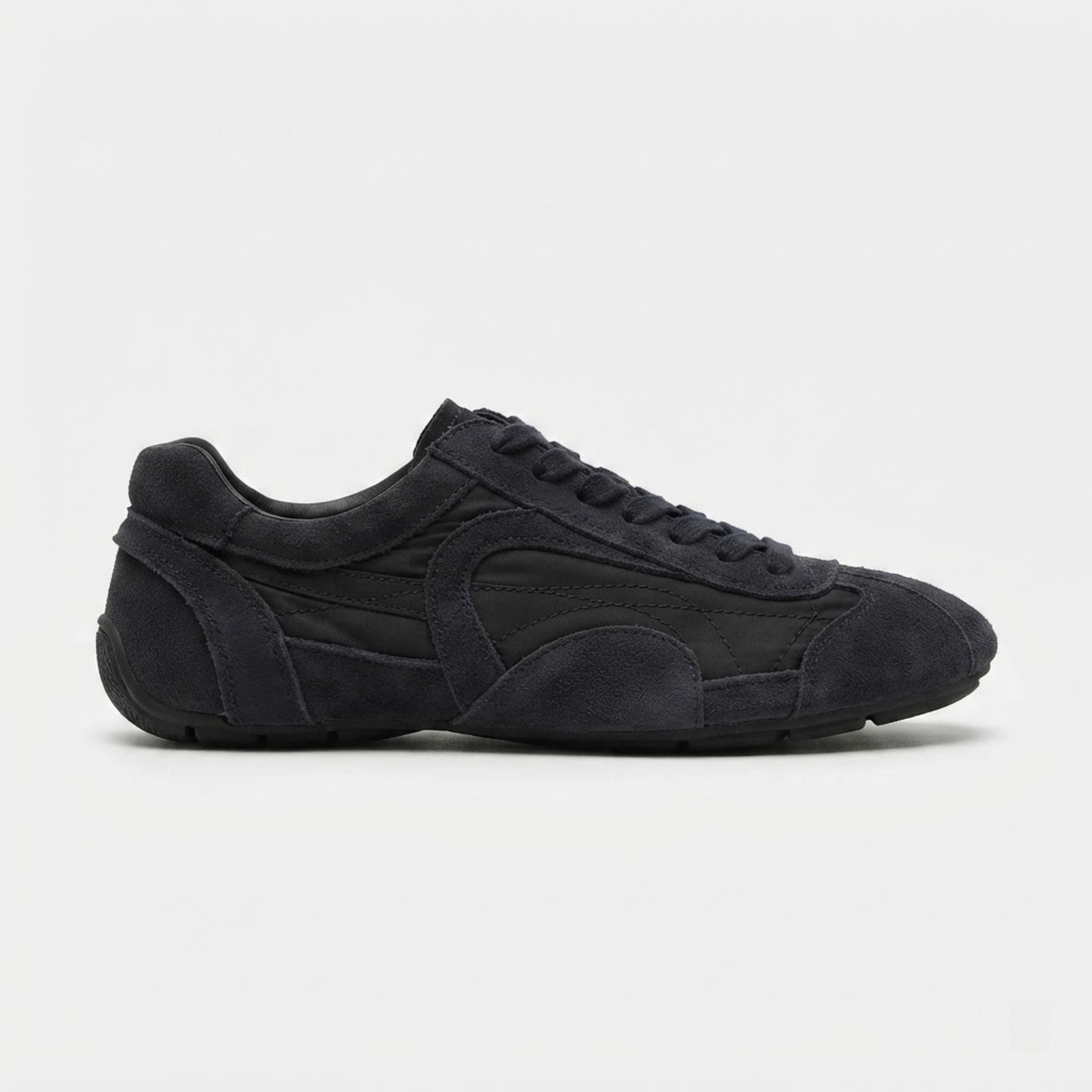 The Dual Stride Women‘s  Retro  Dark Blue Trainer