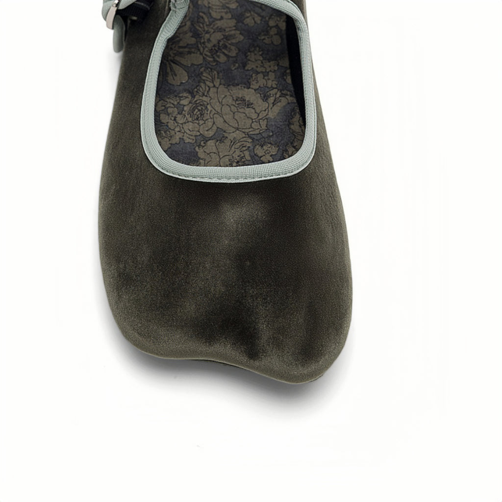 The Dual Stride Green Square-Toe Mary Jane Ballet Flats