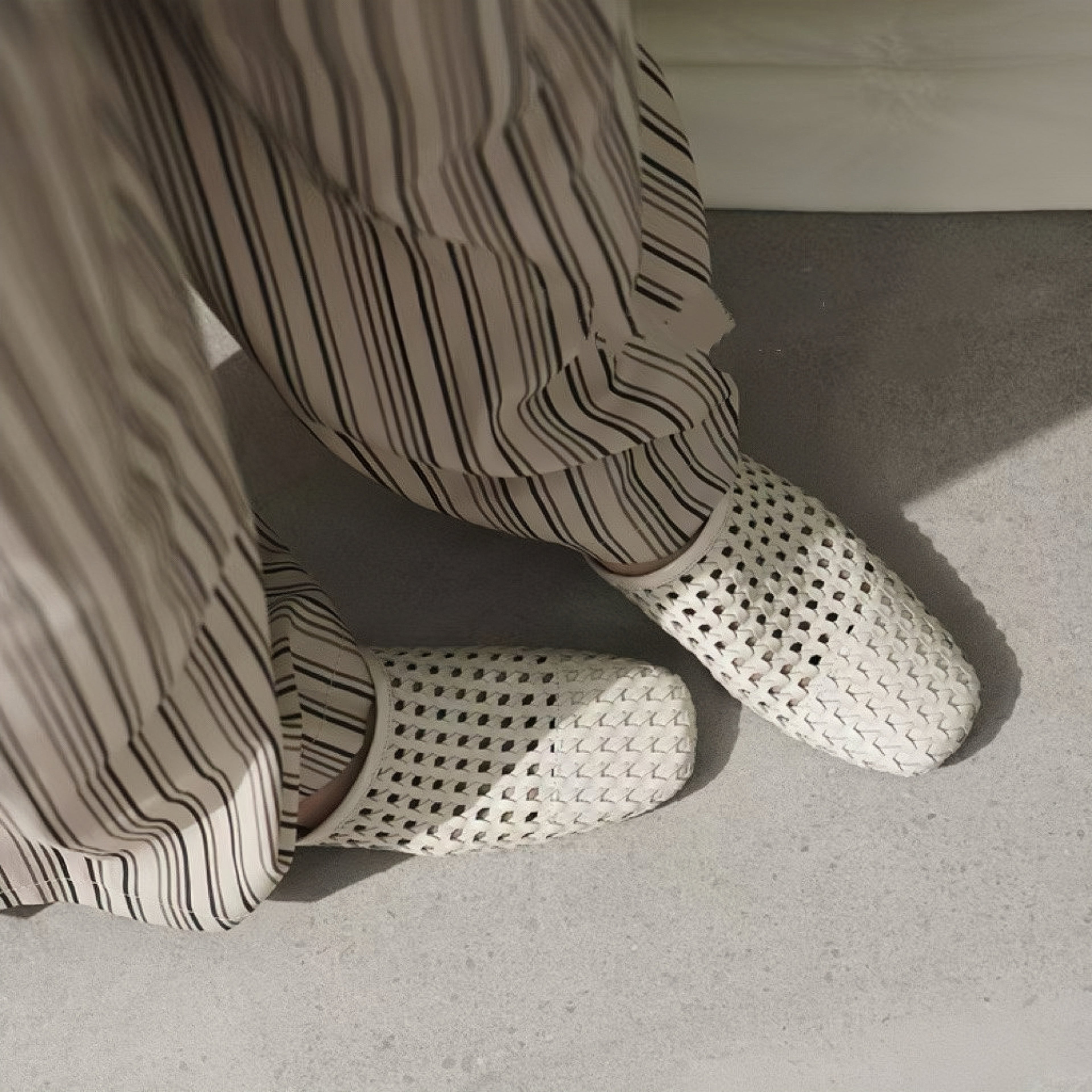 The Dual Stride White  Woven Leather Mules