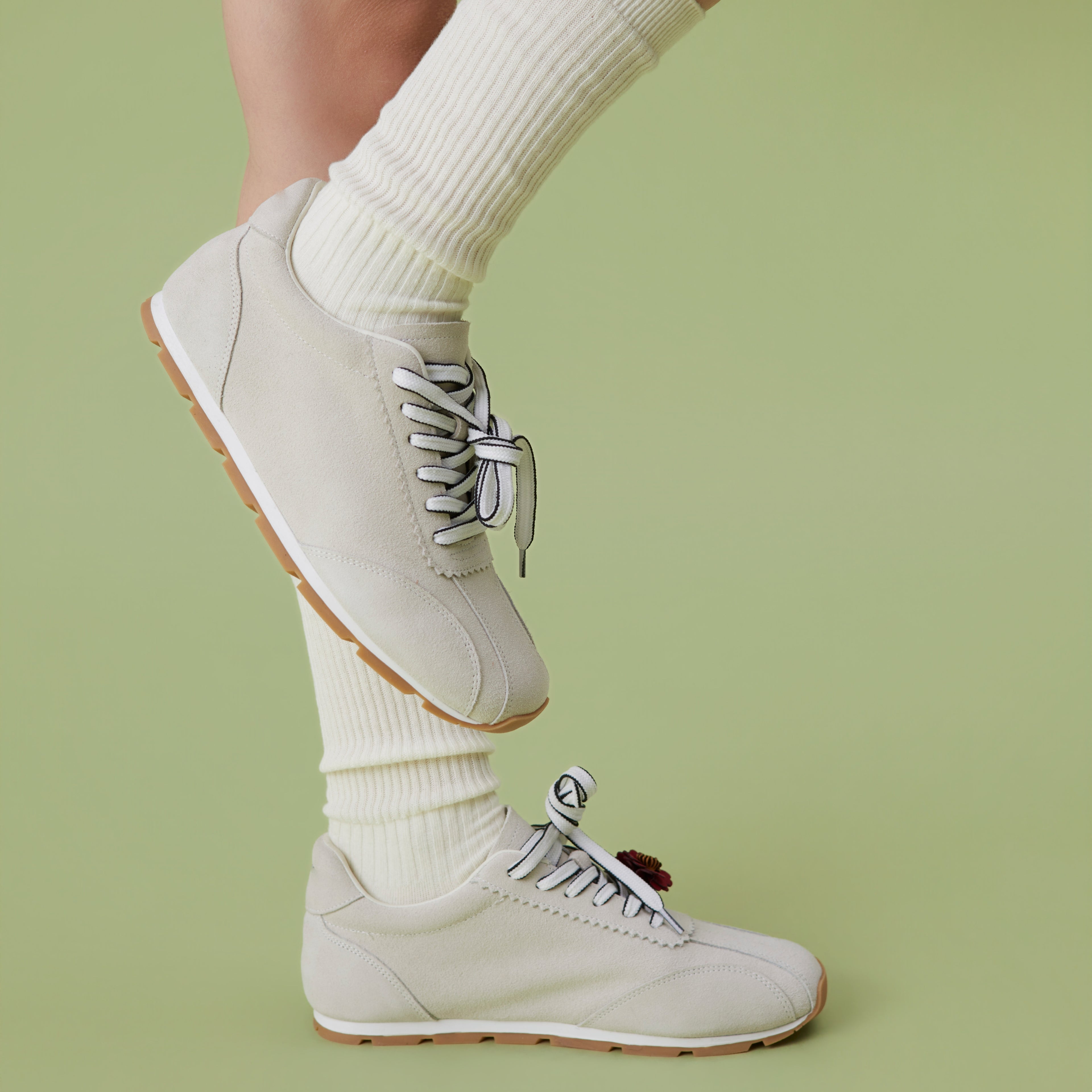 The Dual Stride Women's Light White Sneakers