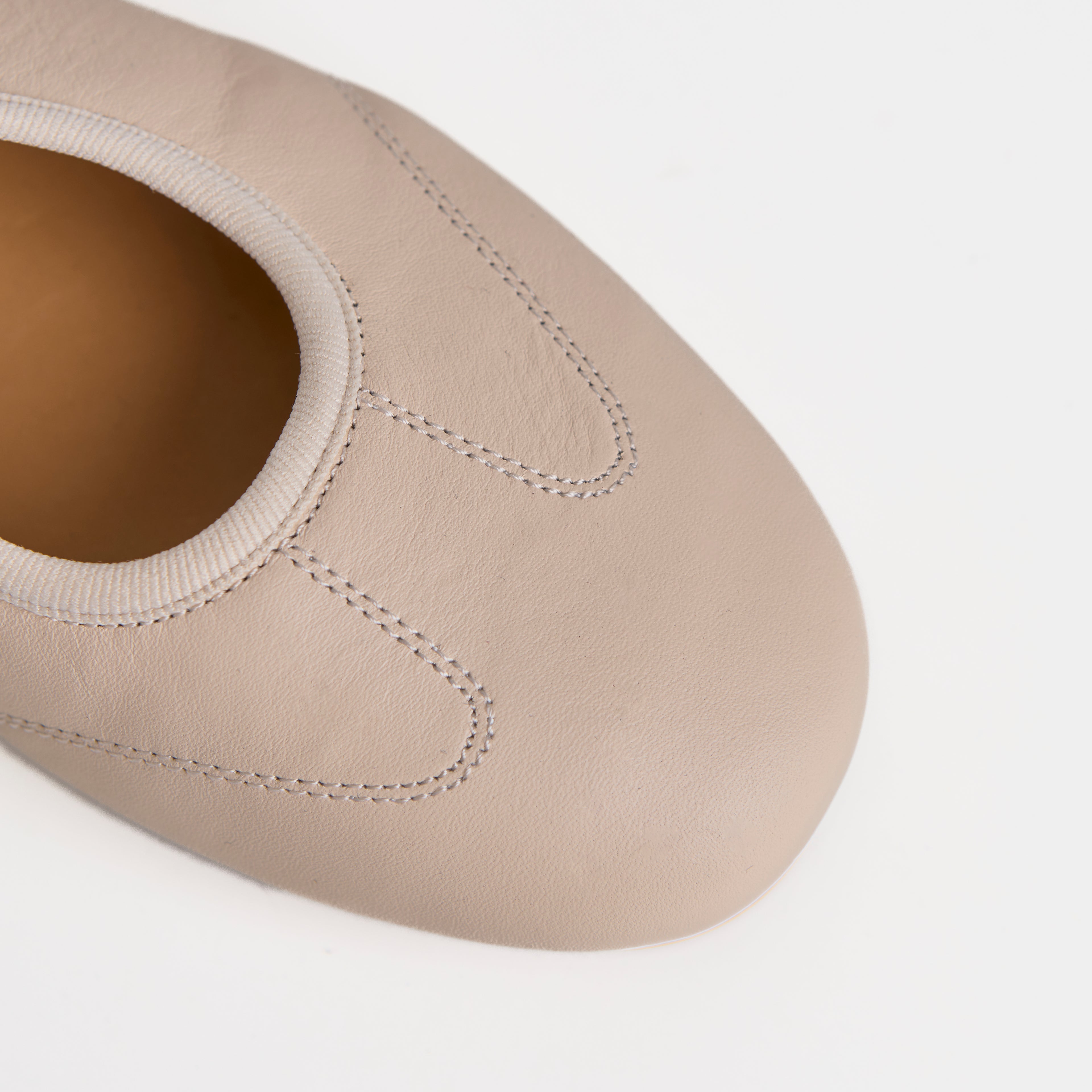 The Dual Stride  Beige Leather Ballet Lace-Up Flats