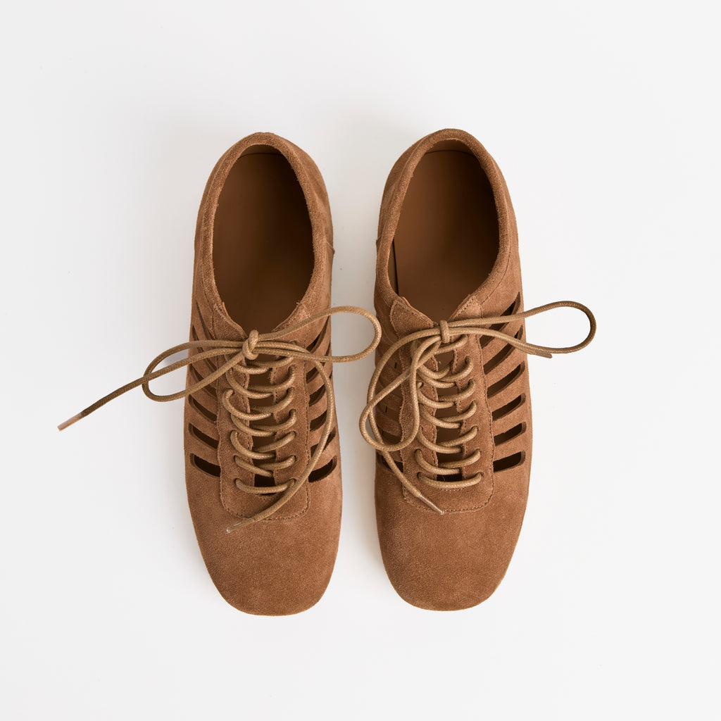 The Dual Stride Brown Verona Cutout Oxford Flat