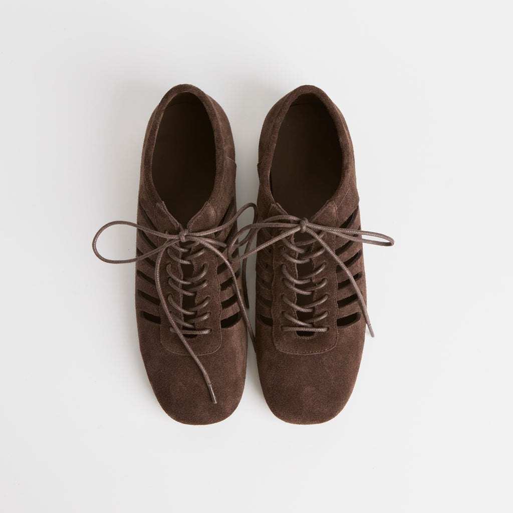 The Dual Stride Chocolate Verona Cutout Oxford Flat