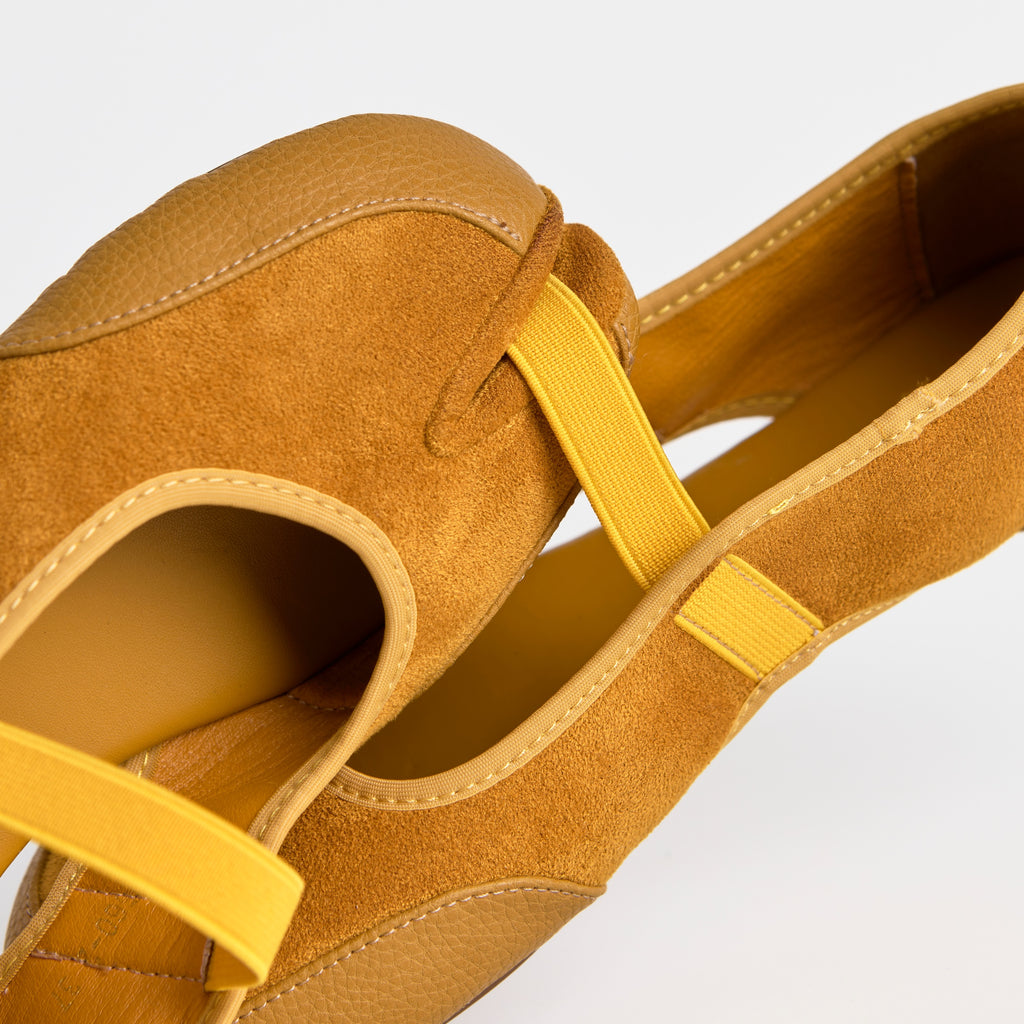 Les ballerines Tabi Dual Stride jaunes