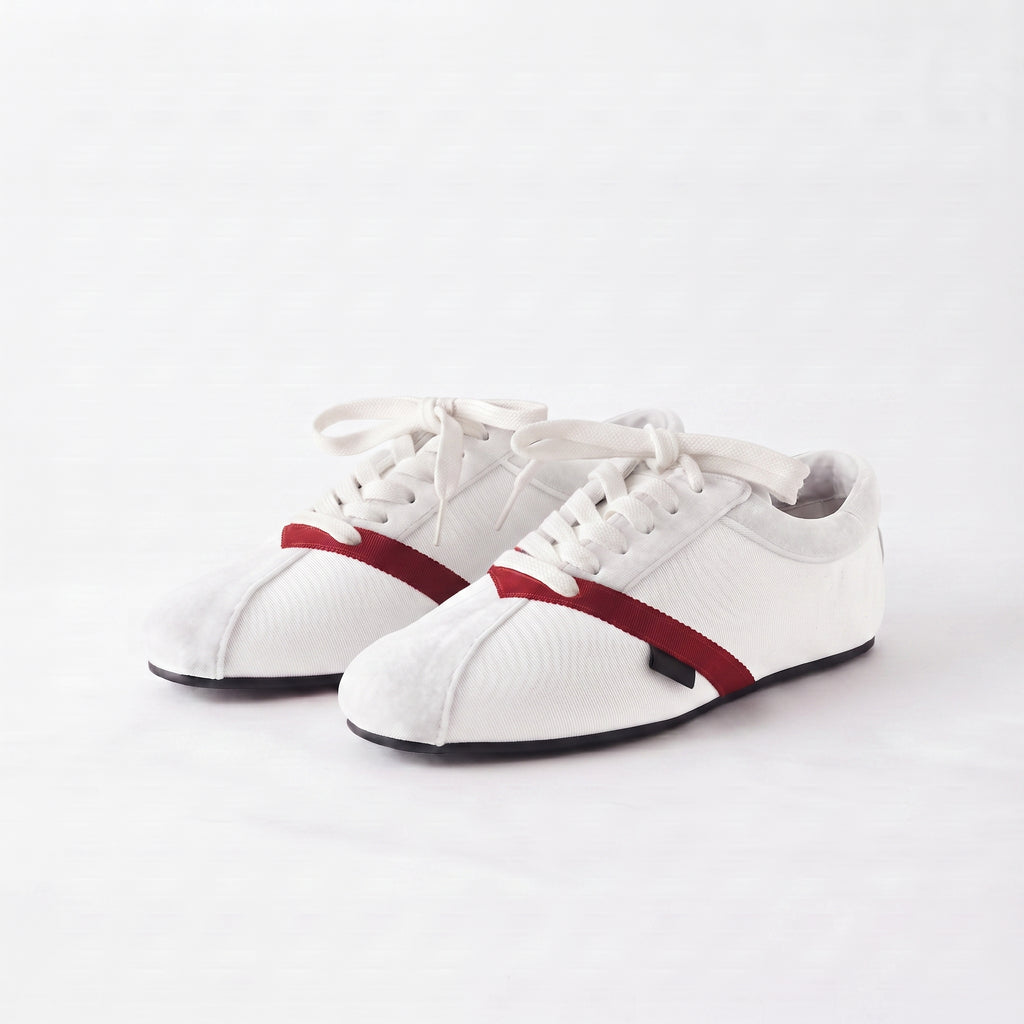 The Dual Stride White Velvet Spliced Retro Sneakers