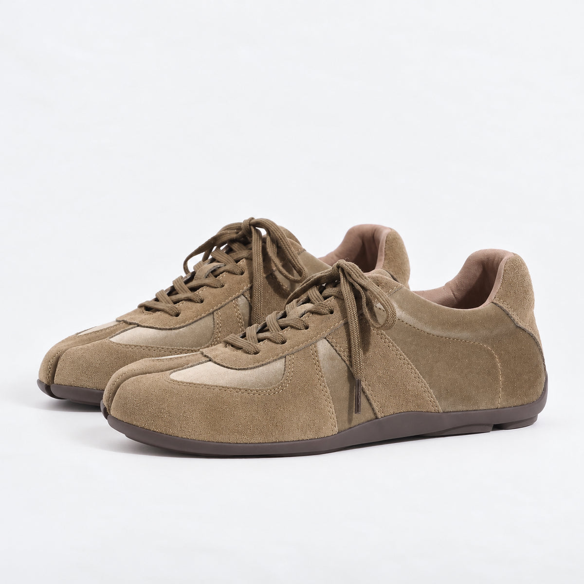 The Dual Stride Olive Green Split-Toe Velvet & Suede Retro Casual Sneakers
