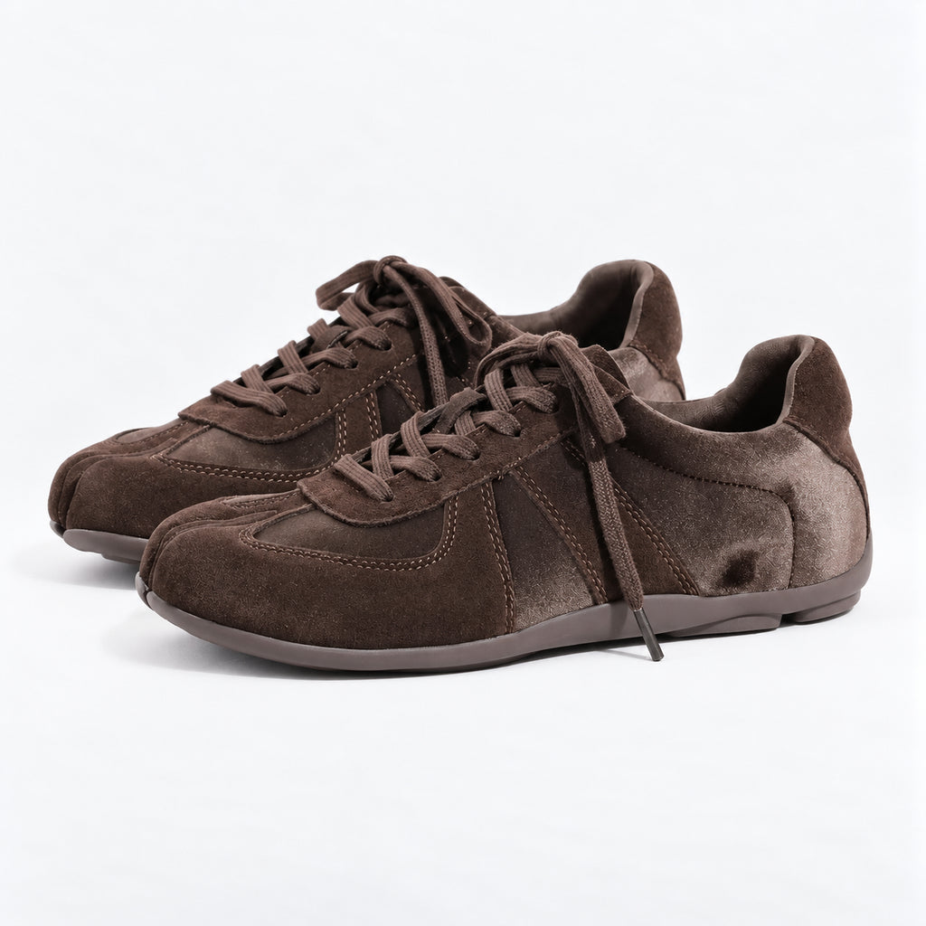 The Dual Stride Split-Toe Velvet & Suede Retro Casual Sneakers