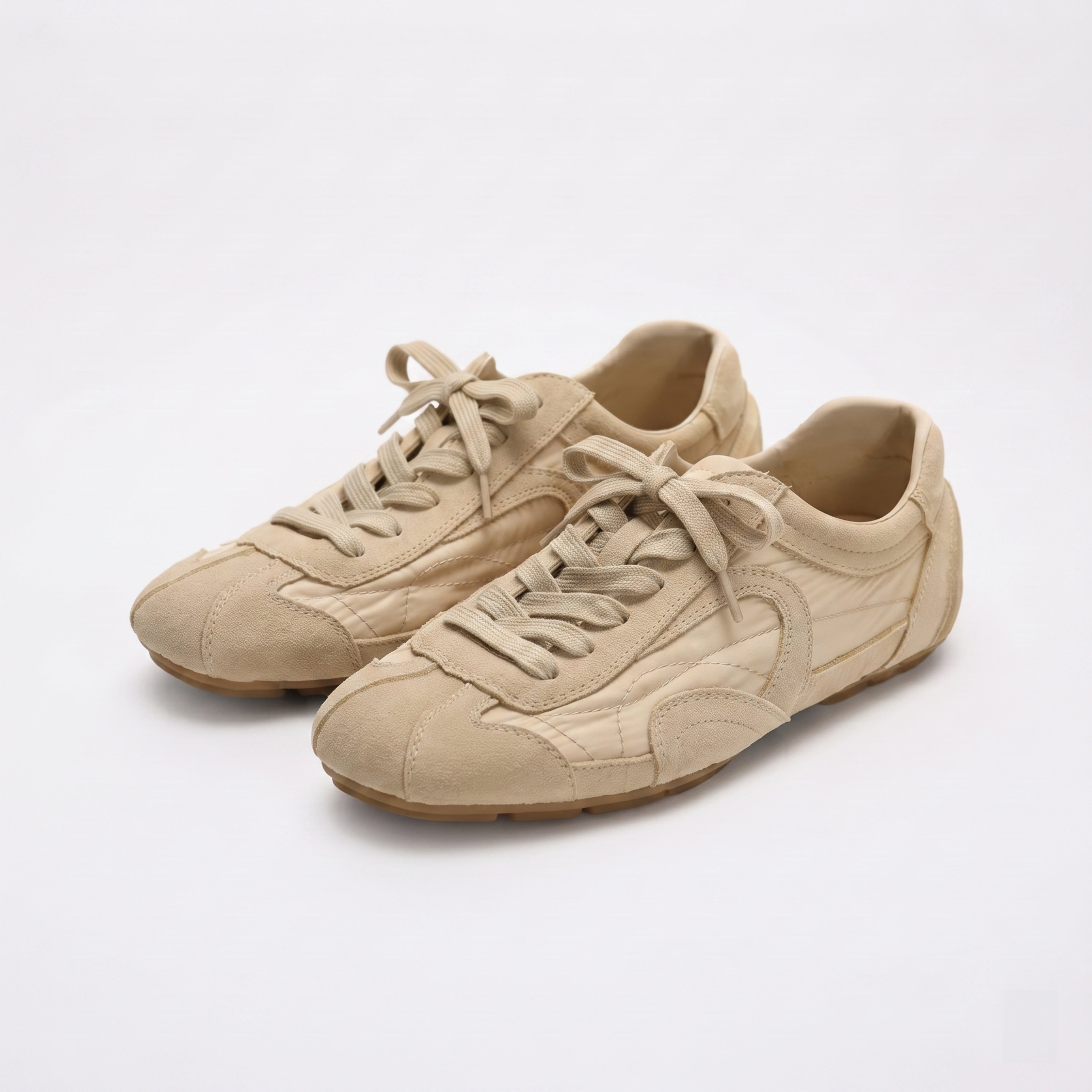 The Dual Stride Women's Retro Beige  Trainer