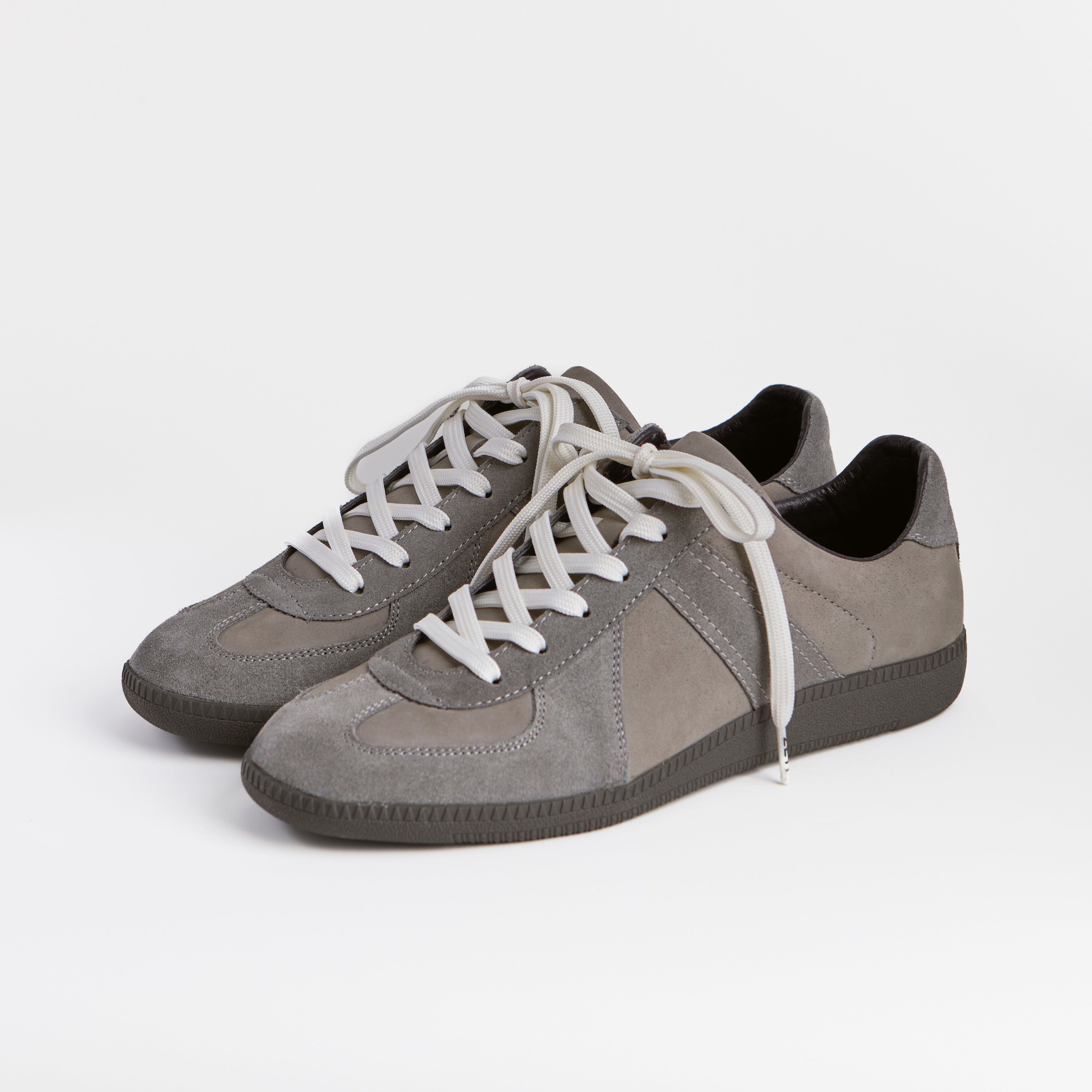The Dual Stride Men's Classic Tonal Grey Suede Trainer