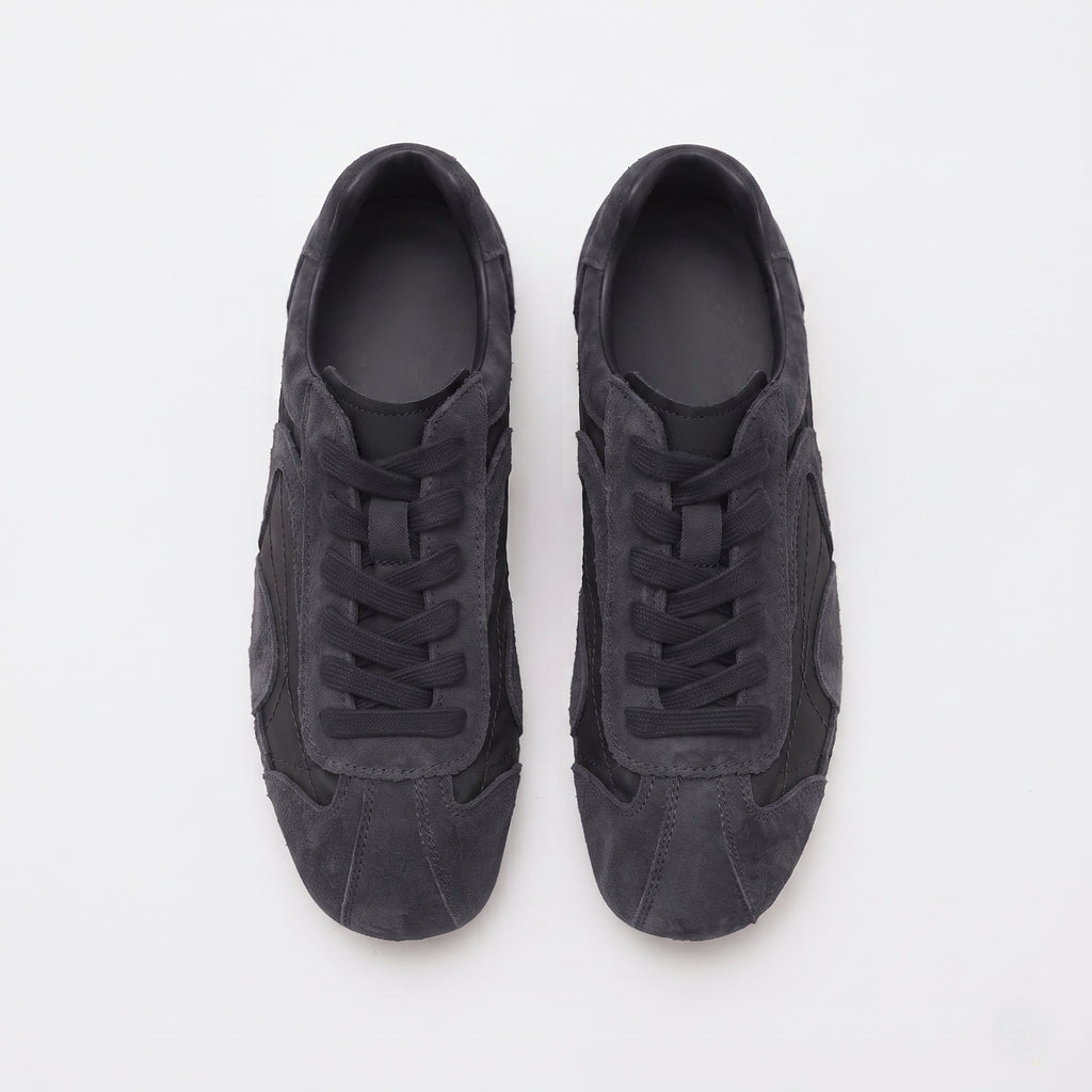 The Dual Stride Women‘s  Retro  Dark Blue Trainer