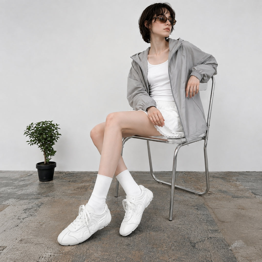 The Dual Stride Women‘s  Retro  White Trainer
