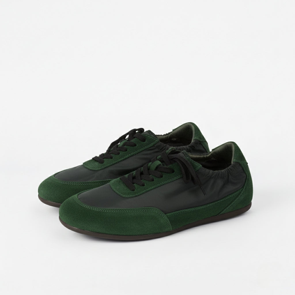 The Dual Stride Women‘s Dark Green Light Flat Sneakers