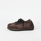 The Dual Stride Women‘s Chocolate Light Flat Sneakers