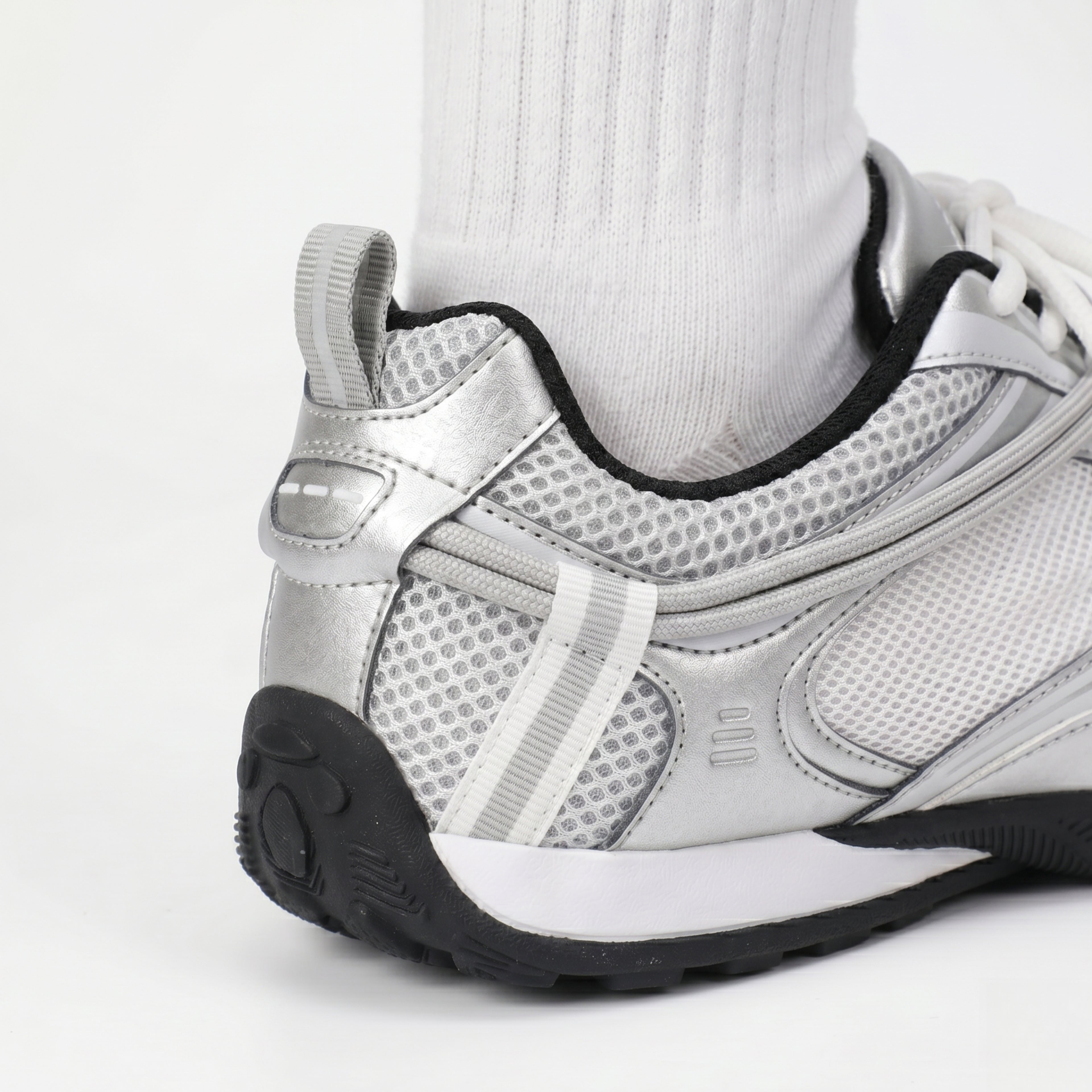 The Dual Stride Men's Grey Nomad Cyber-Mesh Sneaker