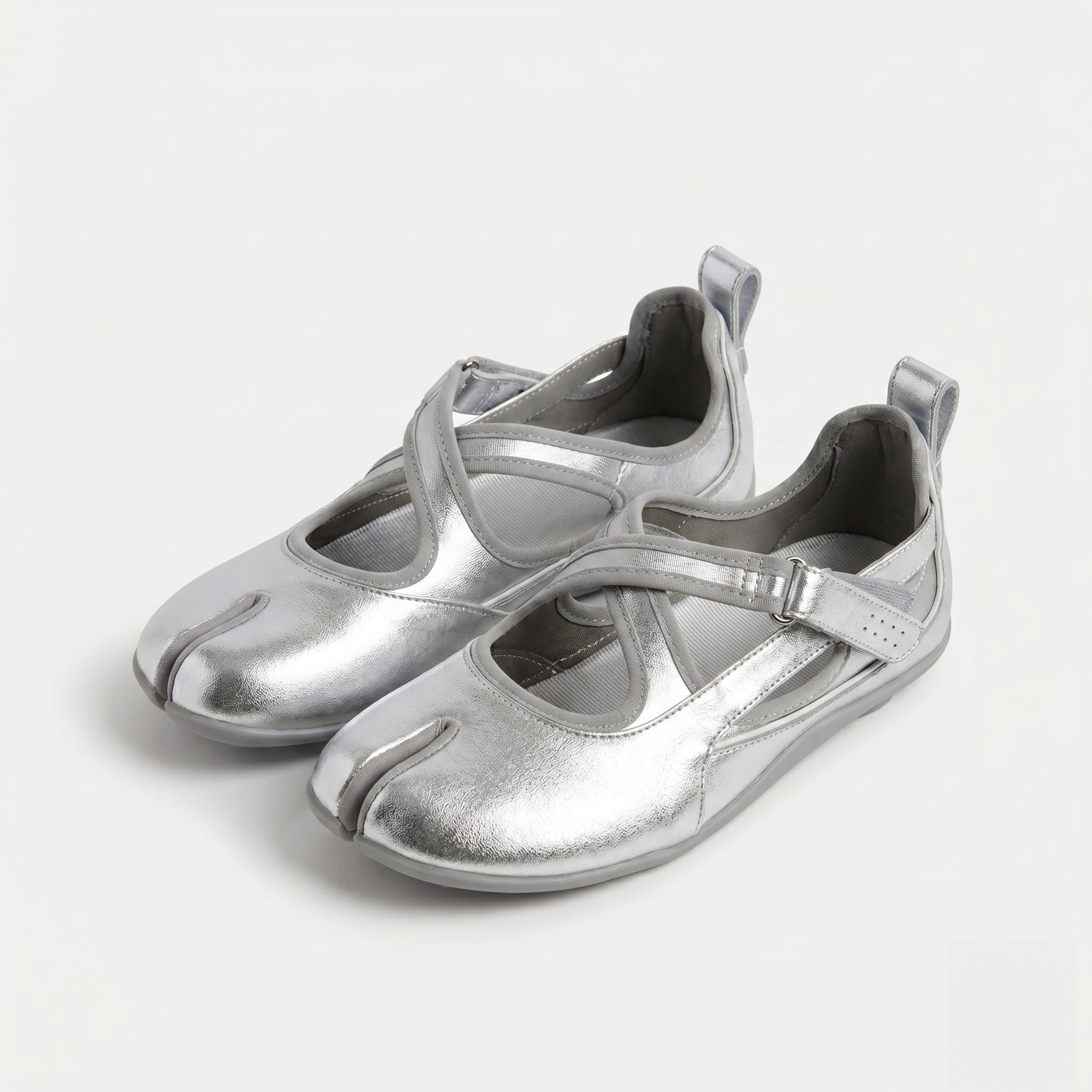 Bailarina plana Tabi Mary-Jane plateada Dual Stride