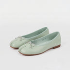 The Dual Stride Women Green Tabi Flats