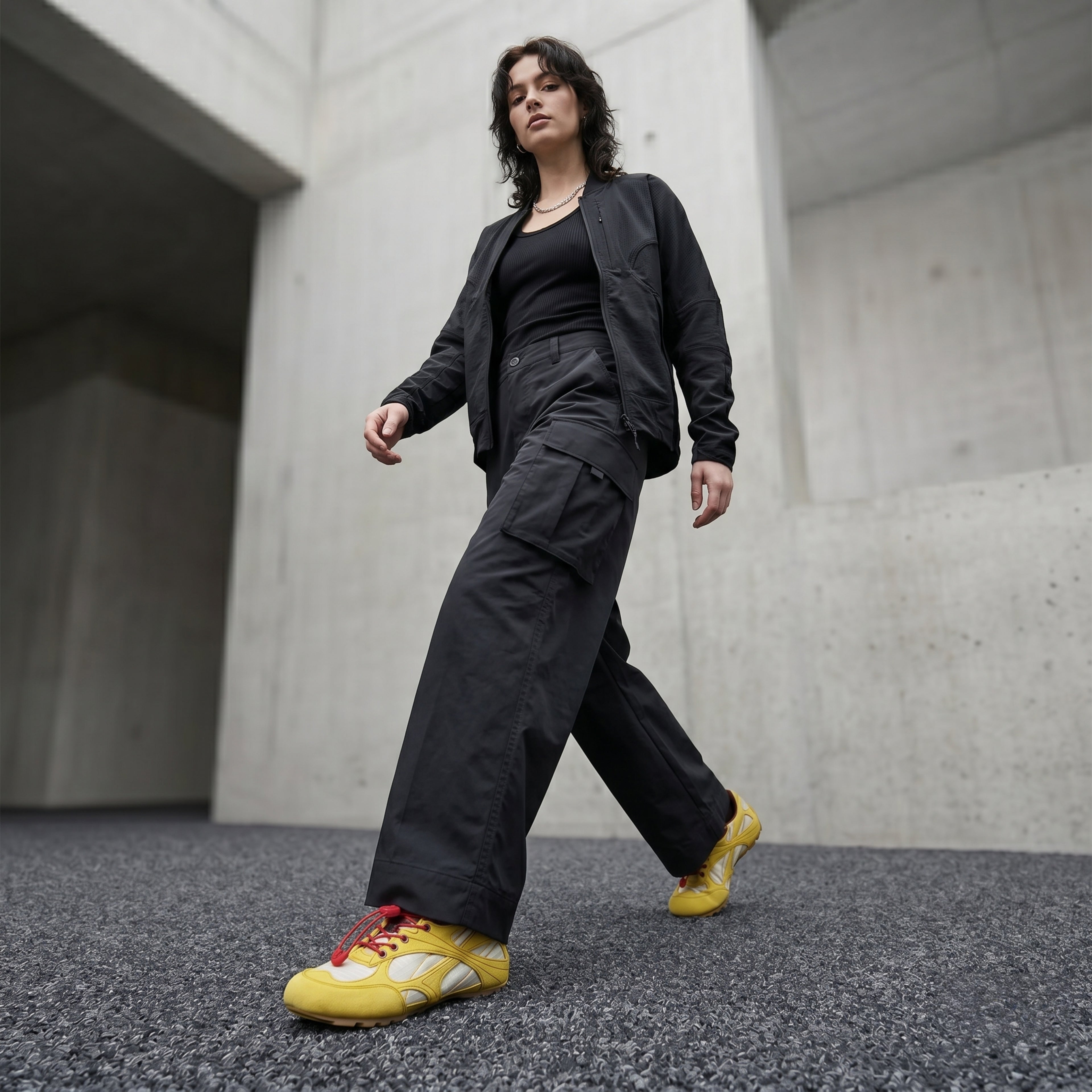 The Dual Stride Women's Yellow Casual Sneakers