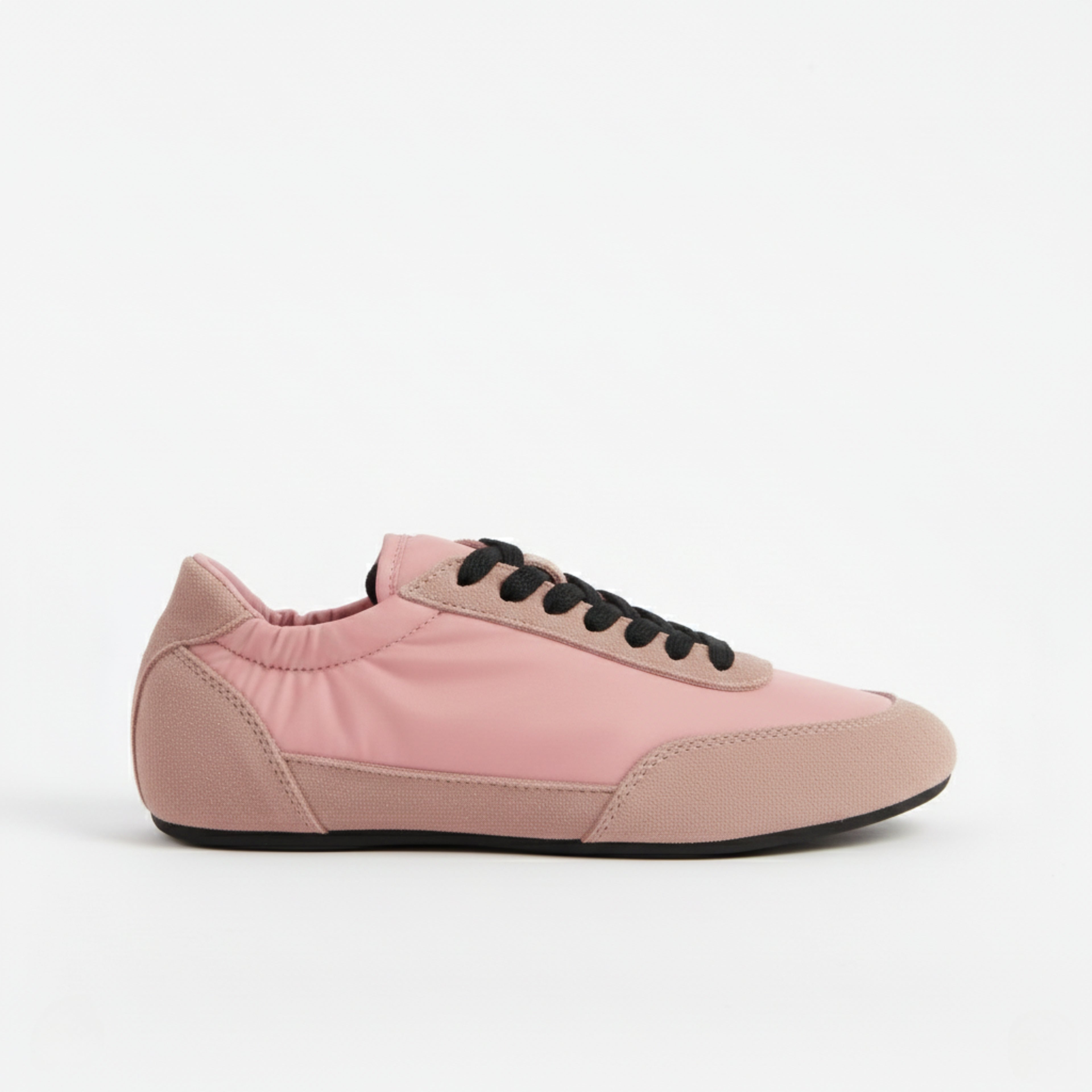 The Dual Stride Women‘s Pink Light Flat Sneakers