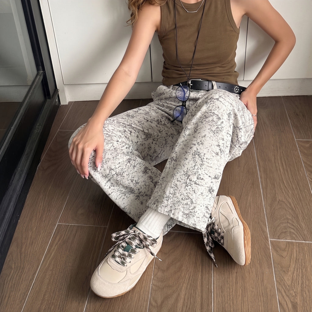 The Dual Stride Women‘s Beige Retro Suede Sneakers