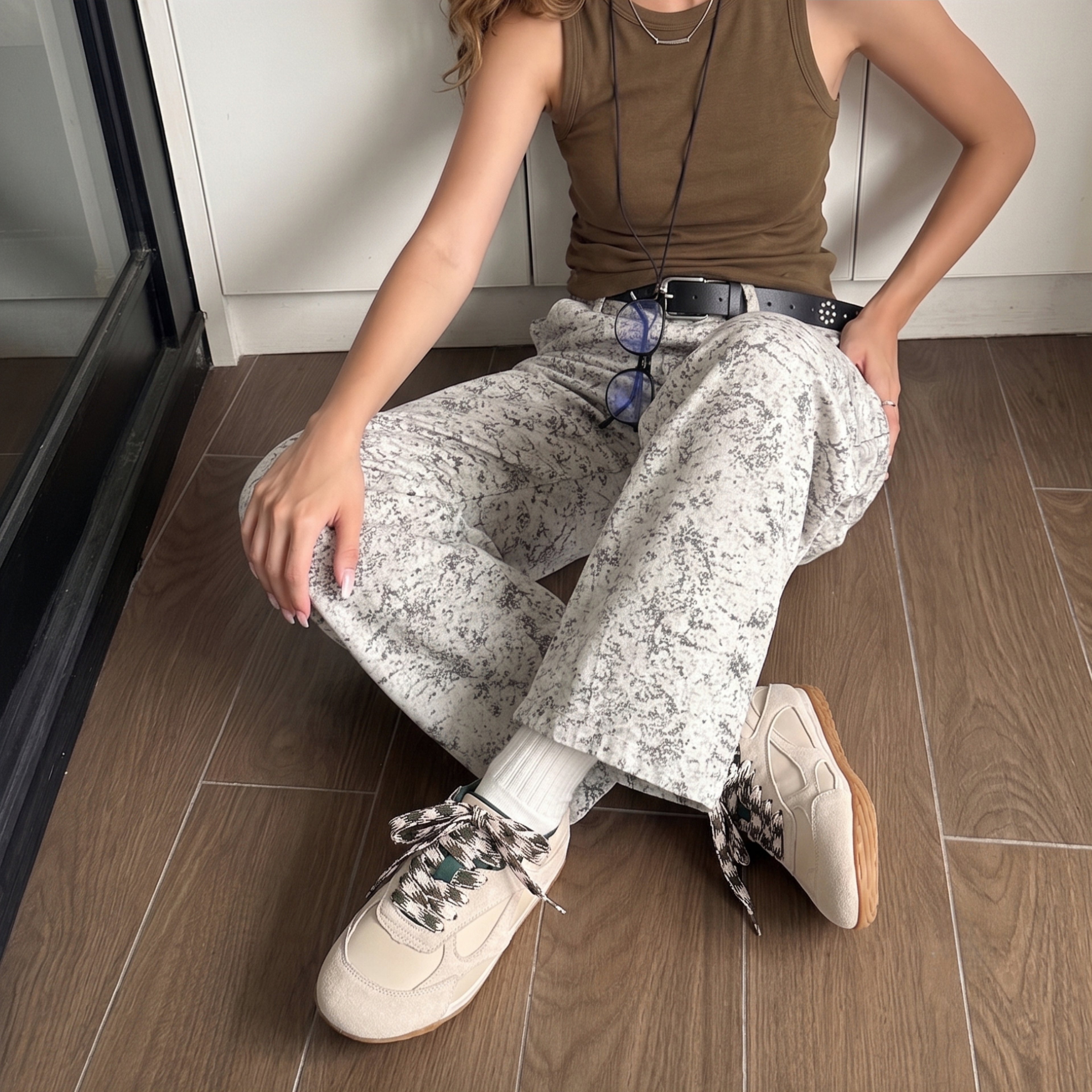 The Dual Stride Women‘s Beige Retro Suede Sneakers
