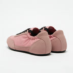 The Dual Stride Women‘s Pink Light Flat Sneakers