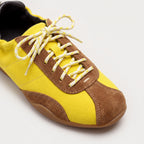 The Dual Stride Yellow Casual Retro Low-Top Sneakers