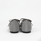 The Dual Stride Women‘s Gray Light Flat Sneakers