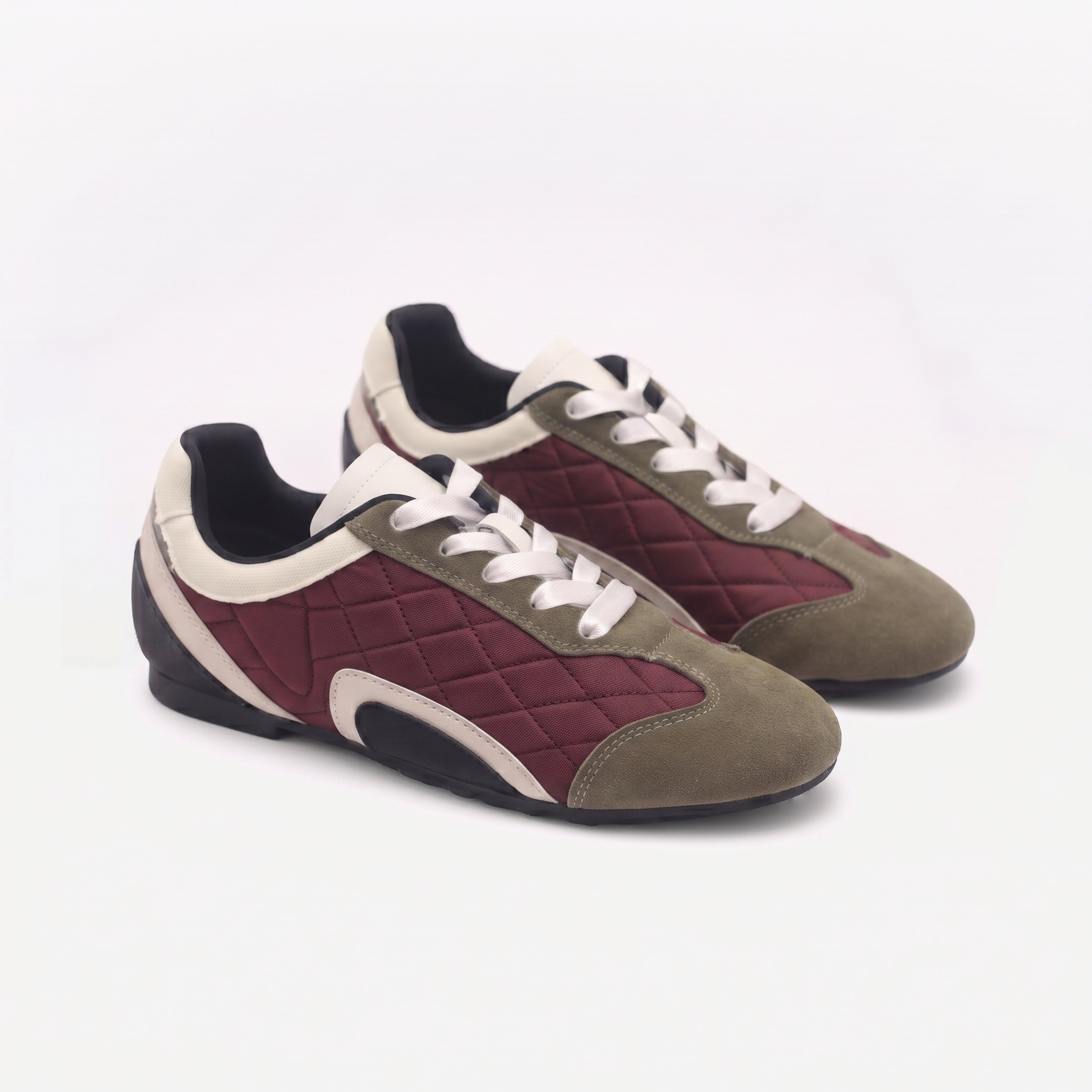The Dual Stride Red Vintage Diamond pattern Casual Shoes