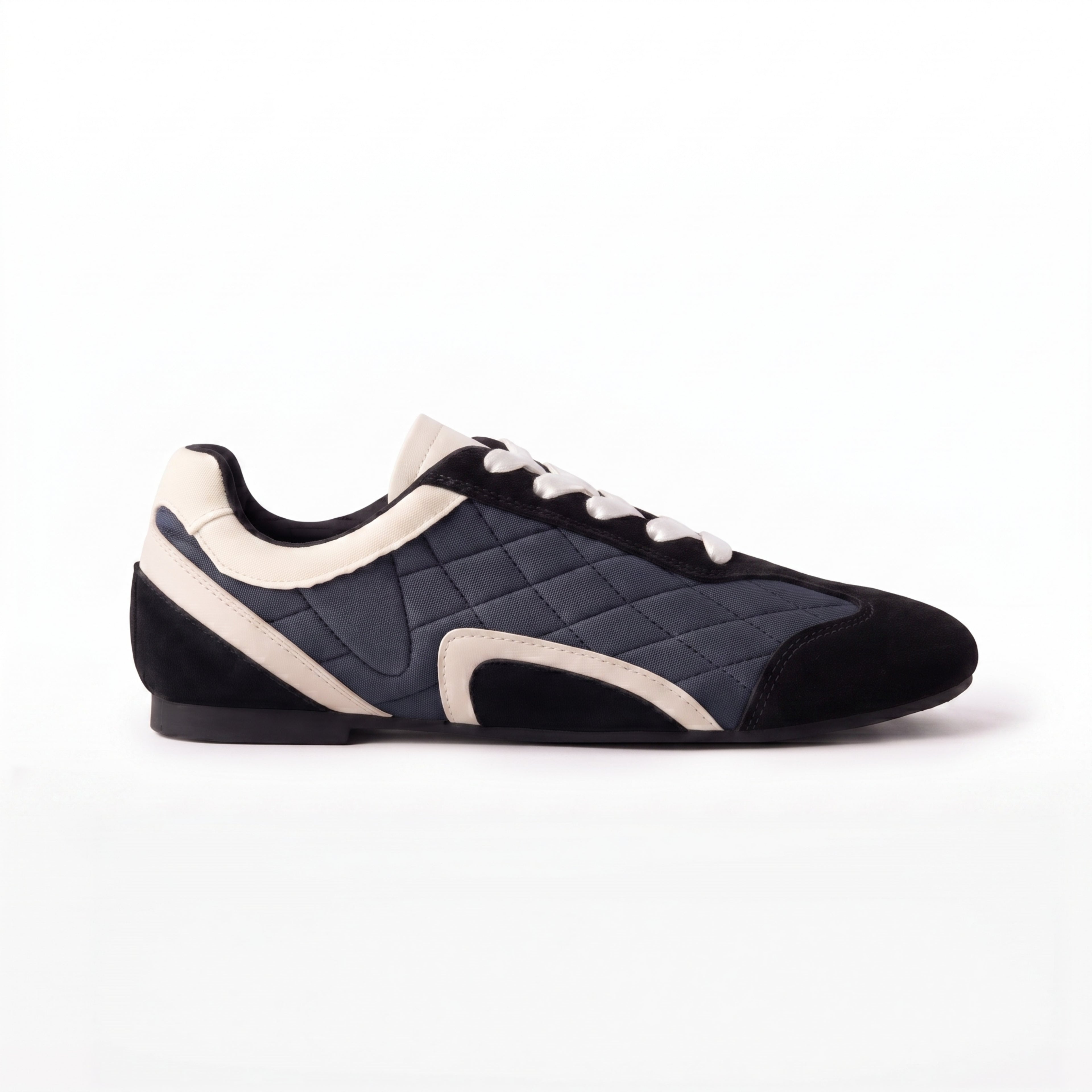 The Dual Stride Black Vintage Diamond pattern Casual Shoes