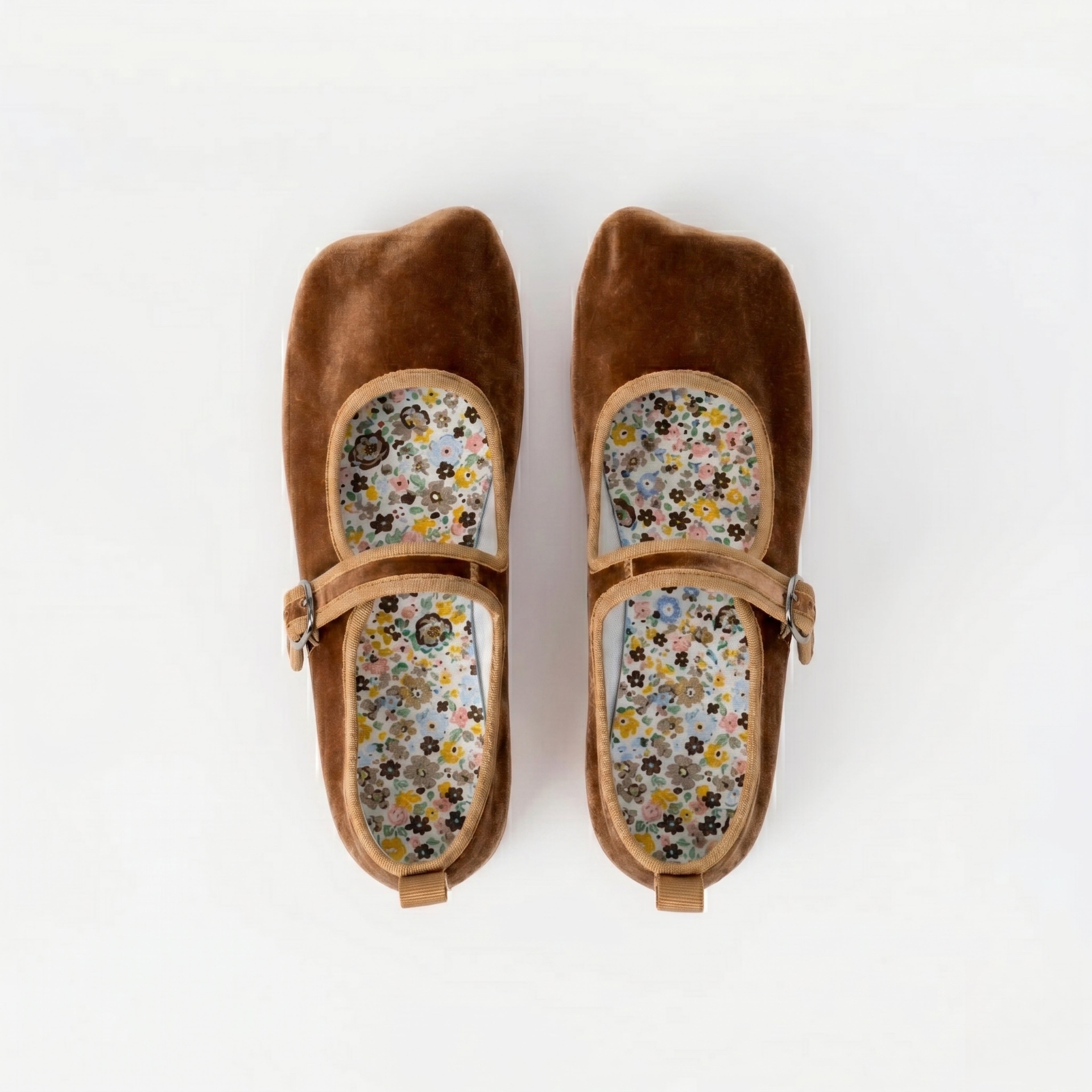 The Dual Stride Brown Square-Toe Mary Jane Ballet Flats