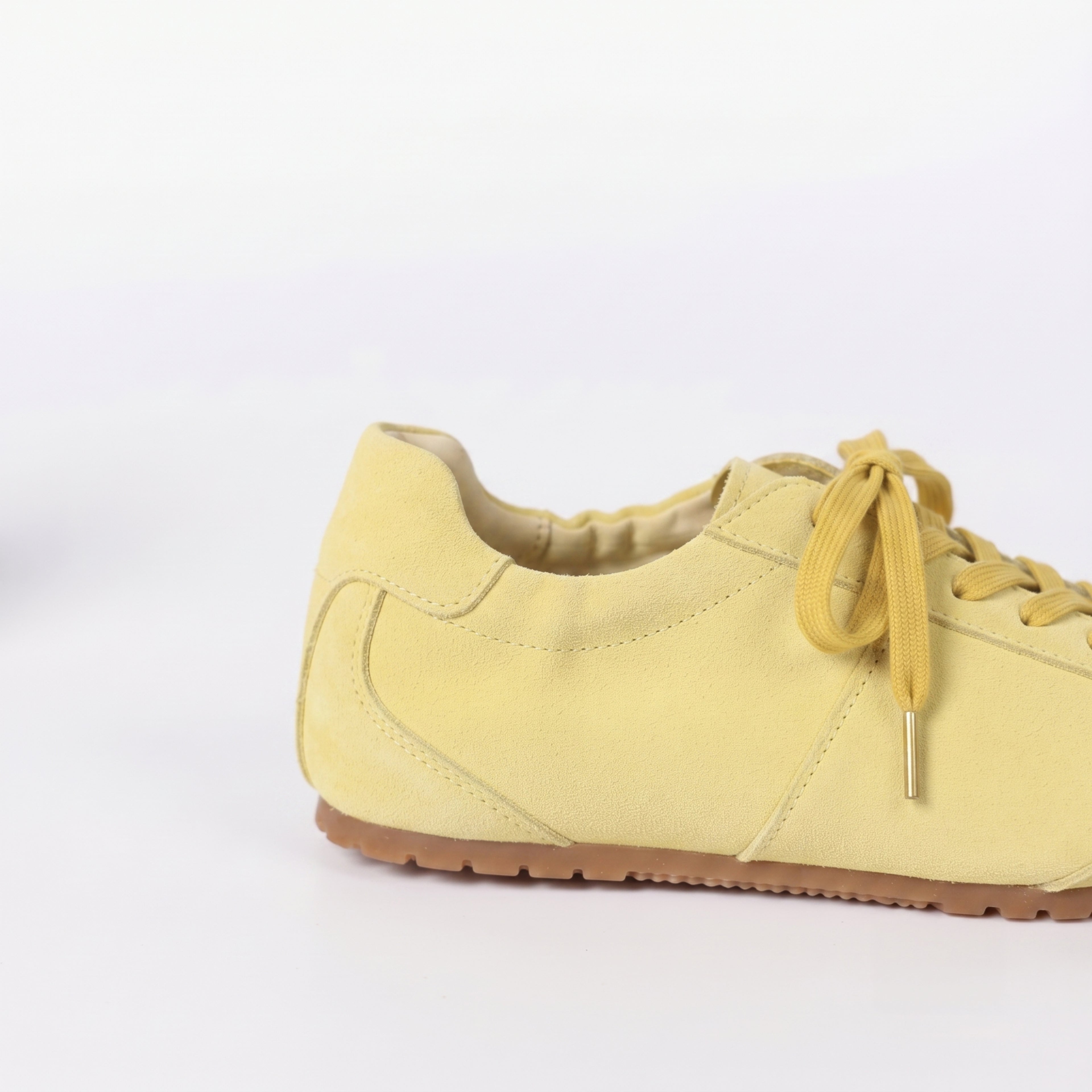 The Dual Stride Retro Light Yellow Suede Casual Sneakers