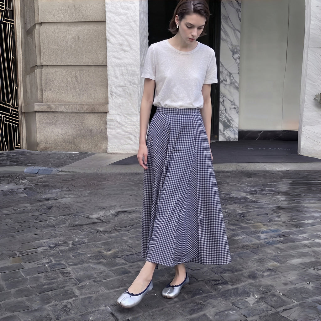 The Dual Strride Women's Silver Soft Tabi Flats