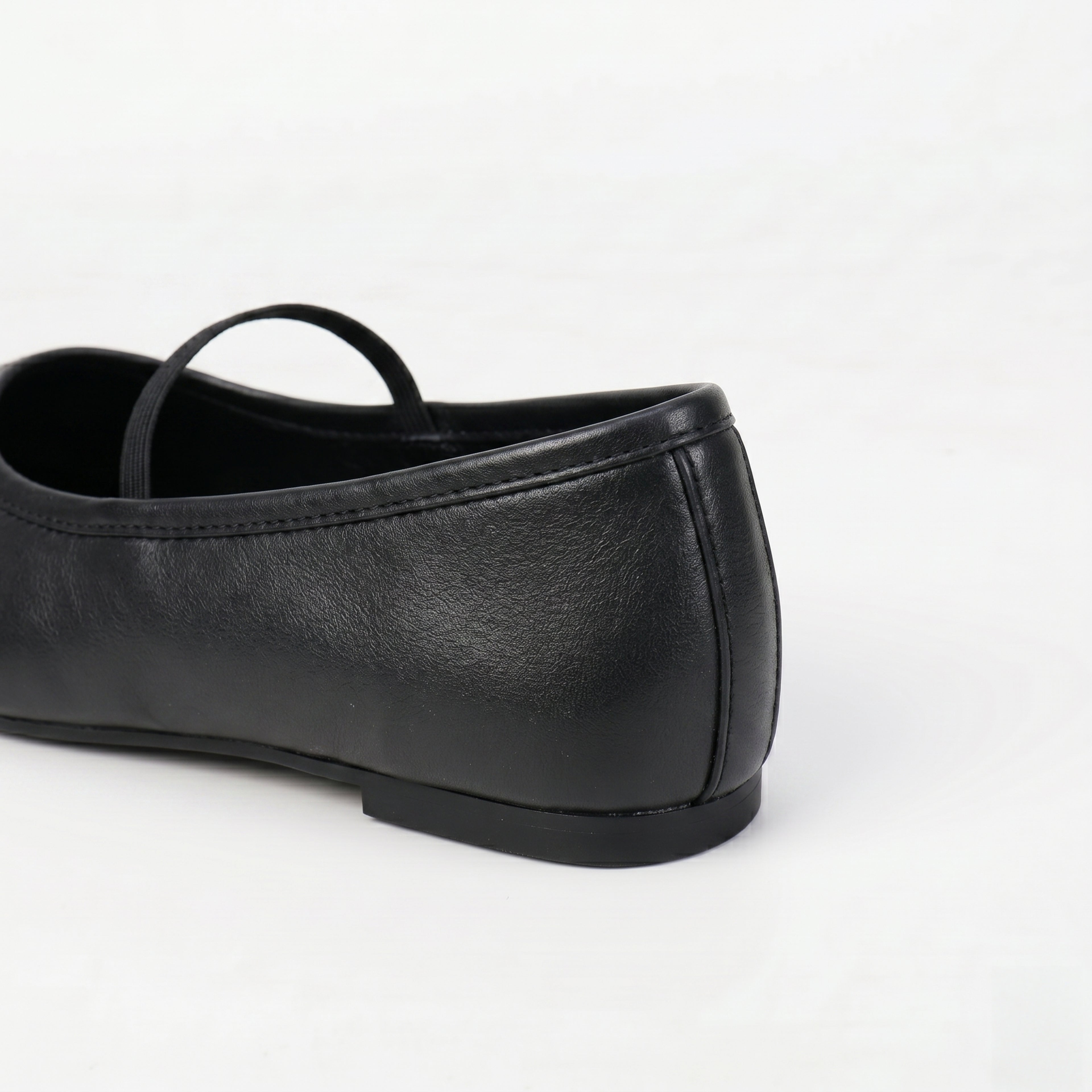 The Dual Stride Black Minimalist Ballet Mary Jane