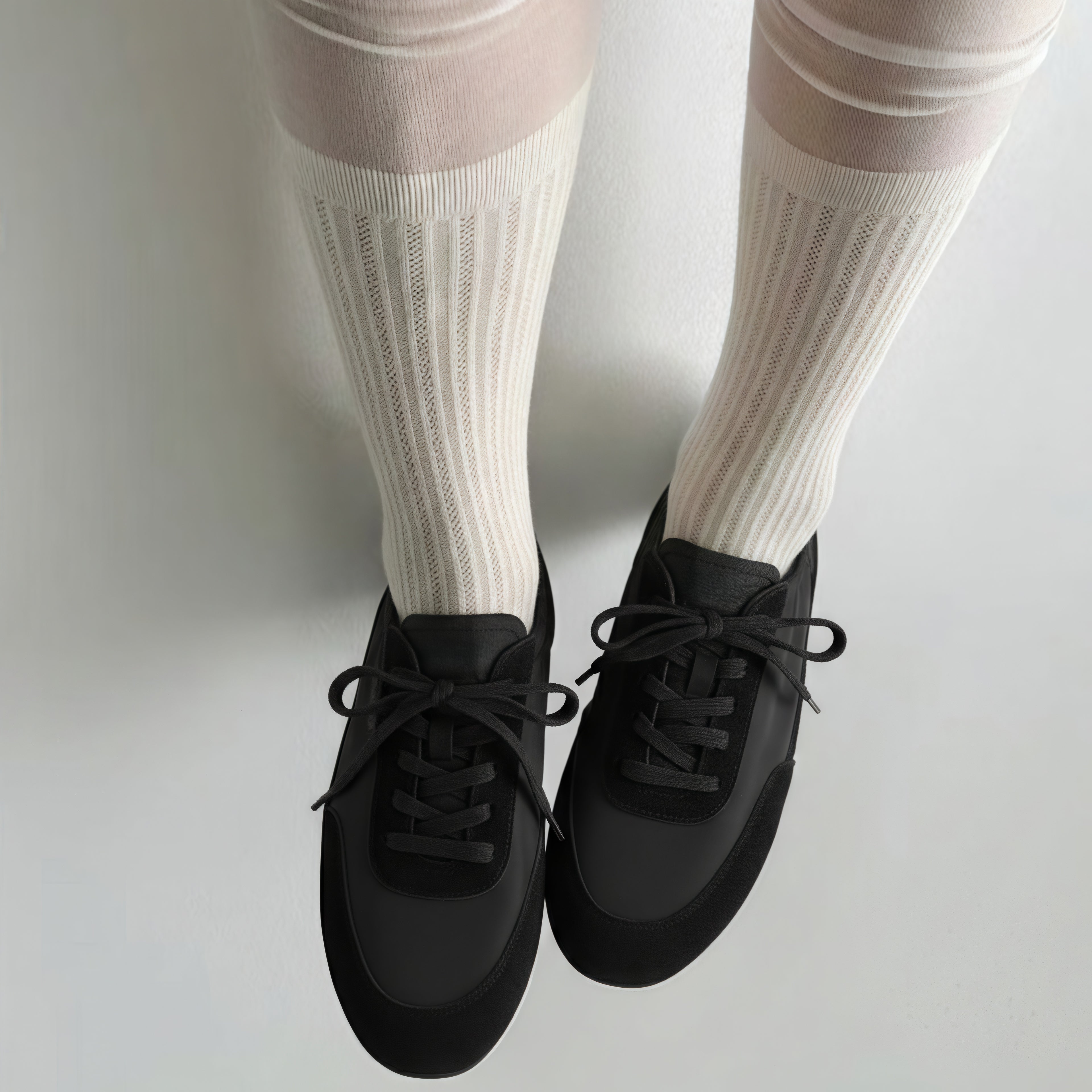 The Dual Stride Women‘s Black Light Flat Sneakers