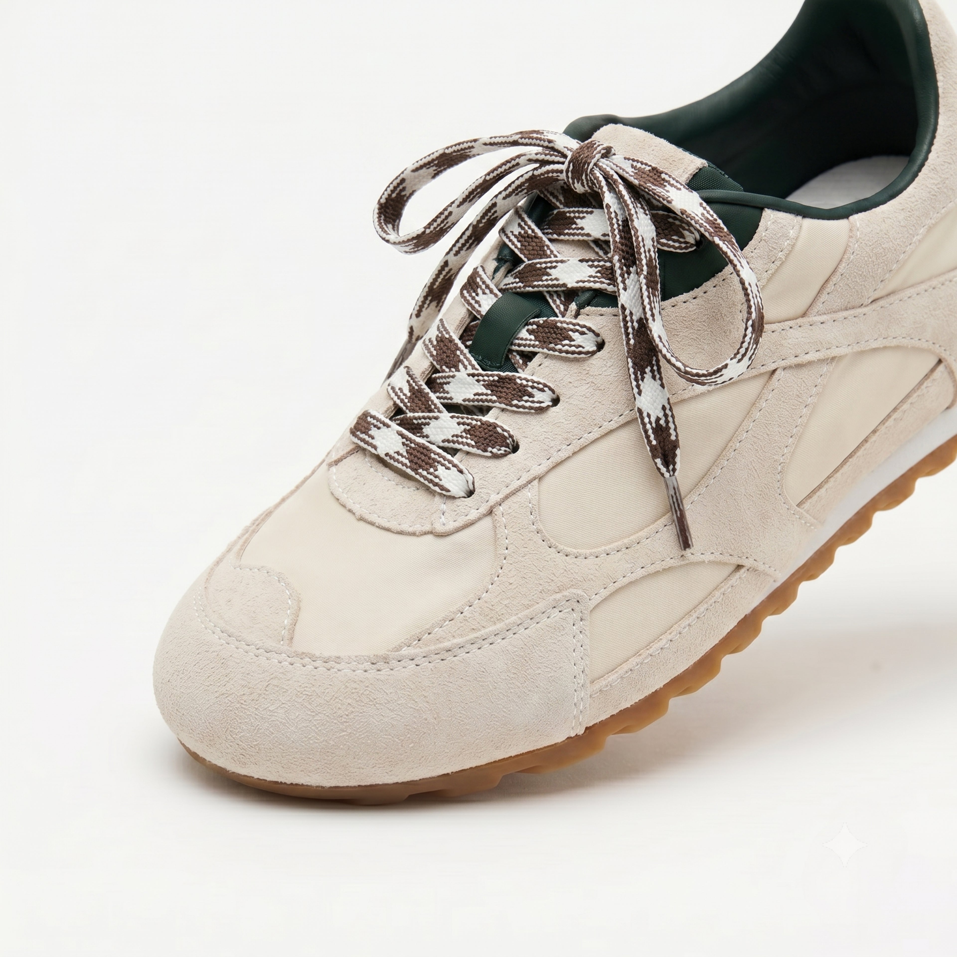 The Dual Stride Women‘s Beige Retro Suede Sneakers