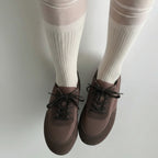 The Dual Stride Women‘s Chocolate Light Flat Sneakers