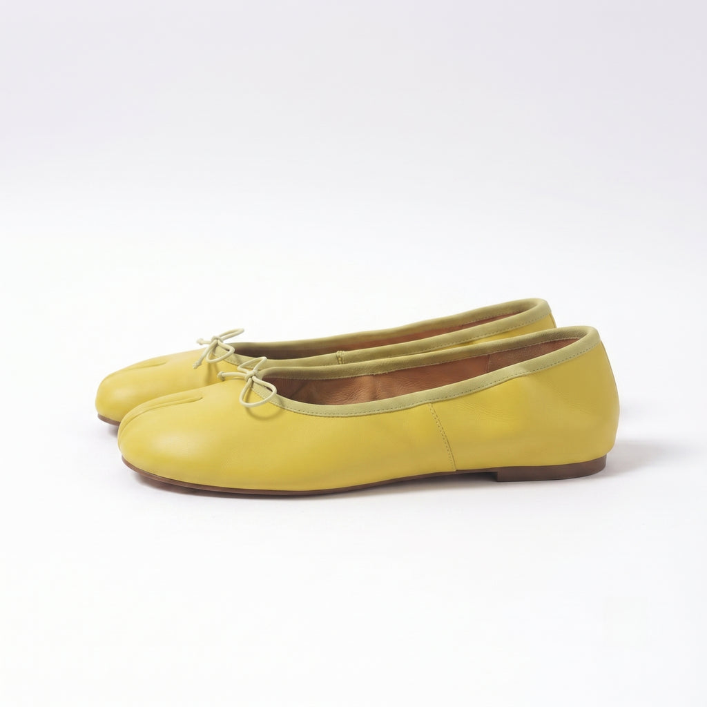 The Dual Stride Women Yellow Tabi Flats