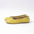The Dual Stride Women Yellow Tabi Flats