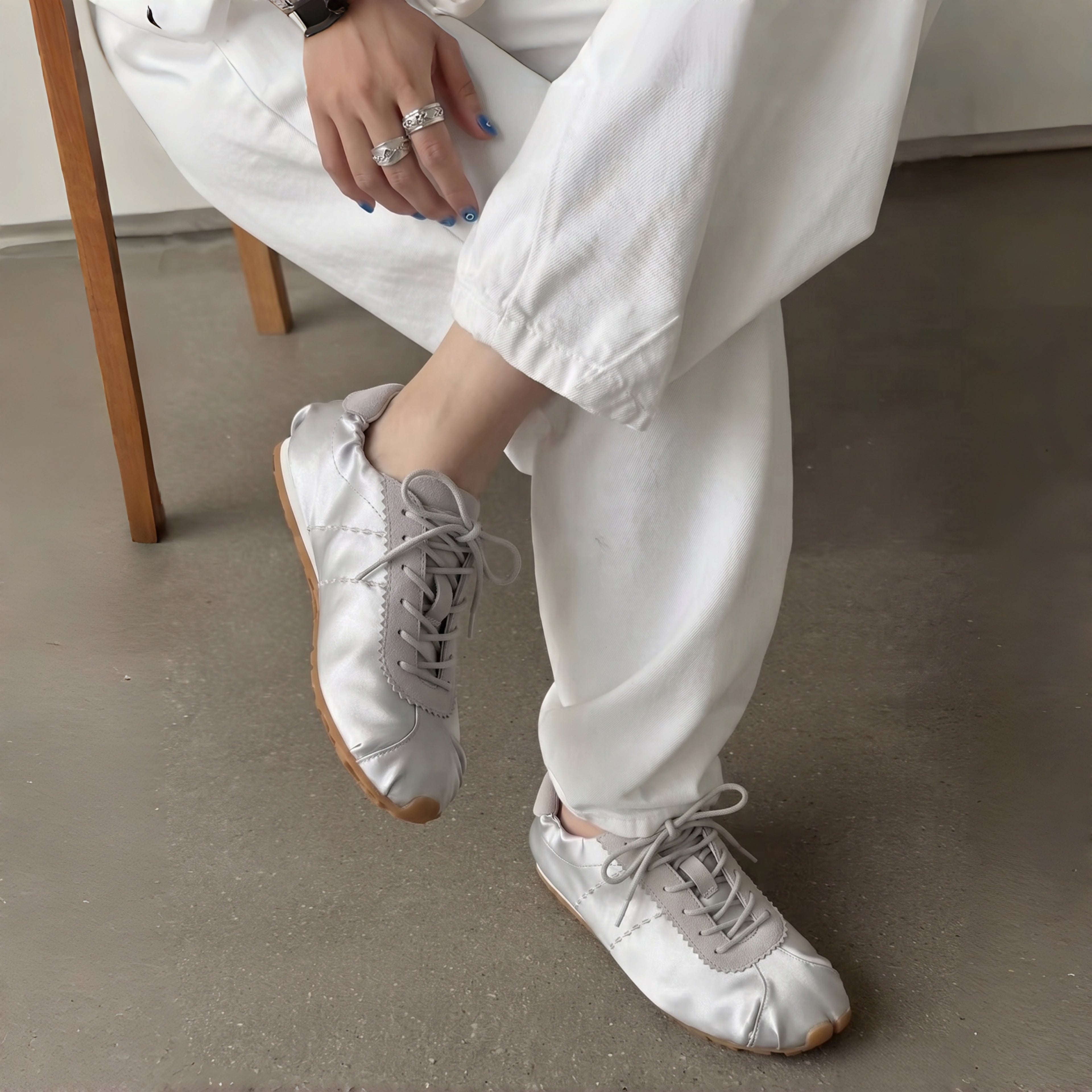 The Dual Stride Women‘s Gray Satin Ballet Trainers