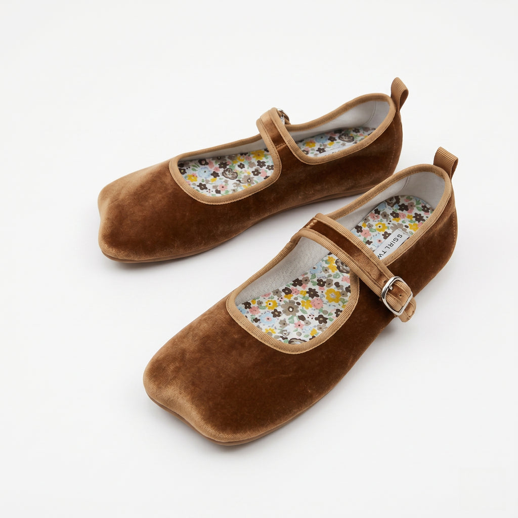 The Dual Stride Brown Square-Toe Mary Jane Ballet Flats